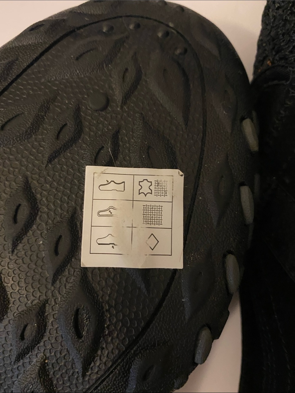 Skechers Slip On Black Shoes Size 10 - Picture 4 of 4